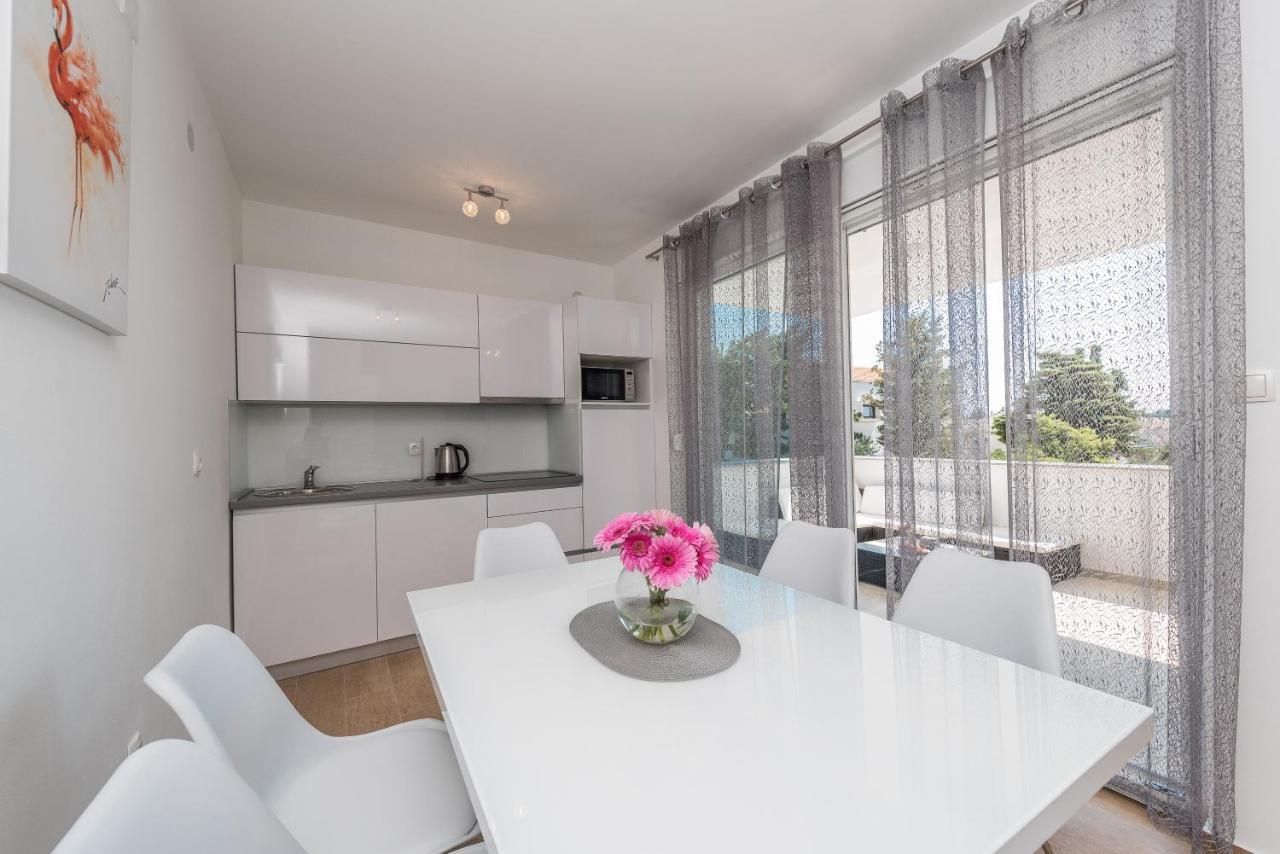 Villa Star 4 Luxury Apartment With A Pool Novalja Buitenkant foto